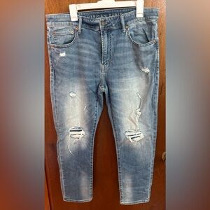 American Eagle Men’s Next Level AirFlex Skinny Jean